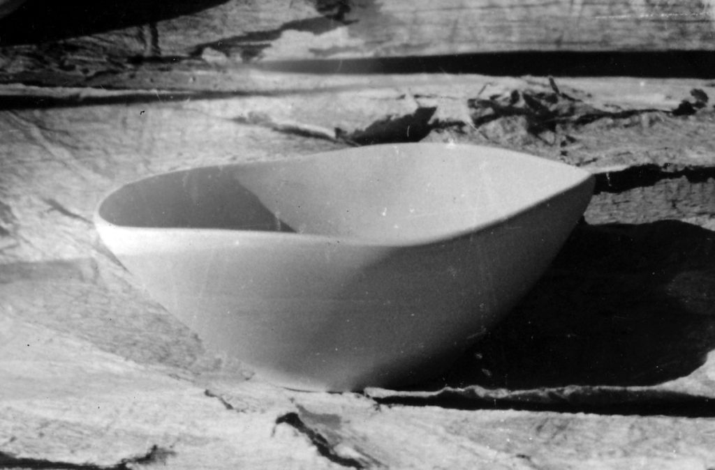 small-plain-bowl-1952