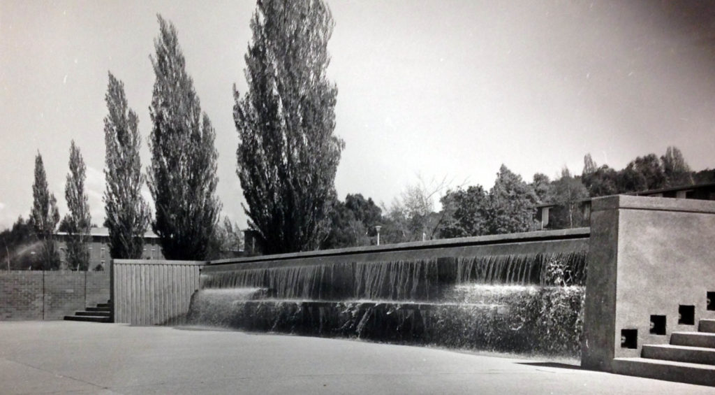 1970s-uni-ave-water-wall